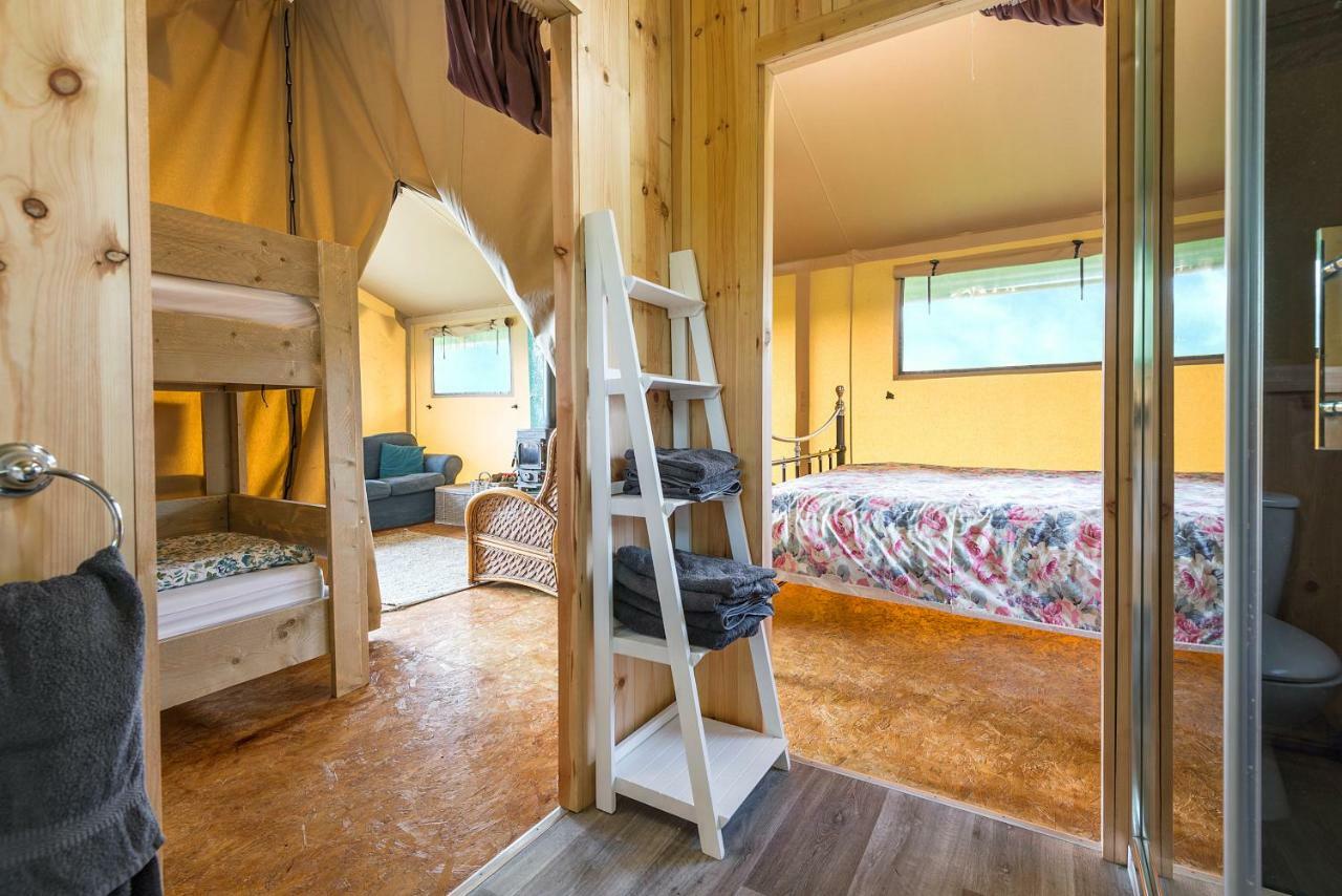 Отель Kidwelly Glamping Экстерьер фото